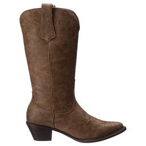 NIB Cowgirl Boots